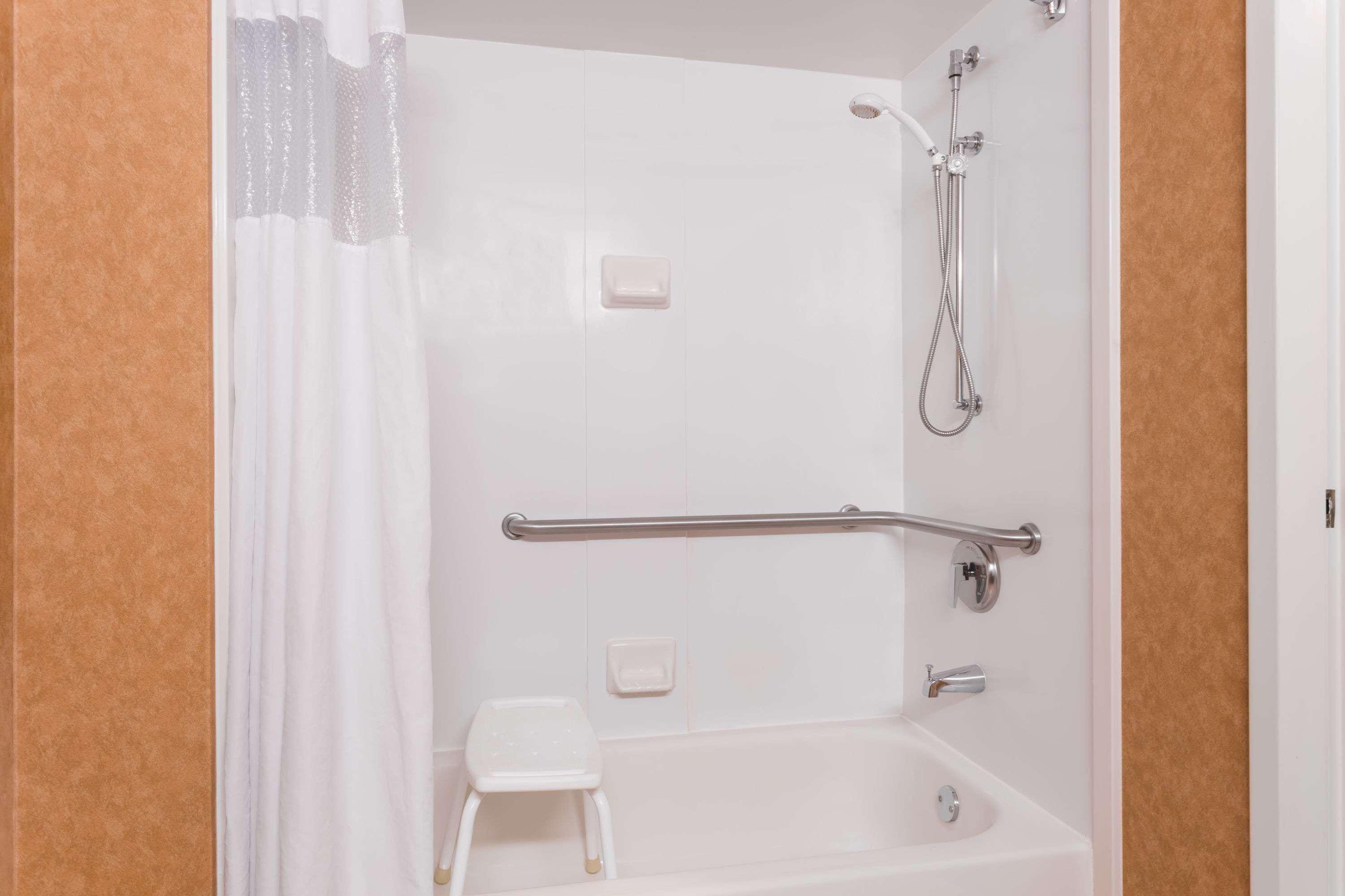 Wingate By Wyndham Greenville Airport Extérieur photo