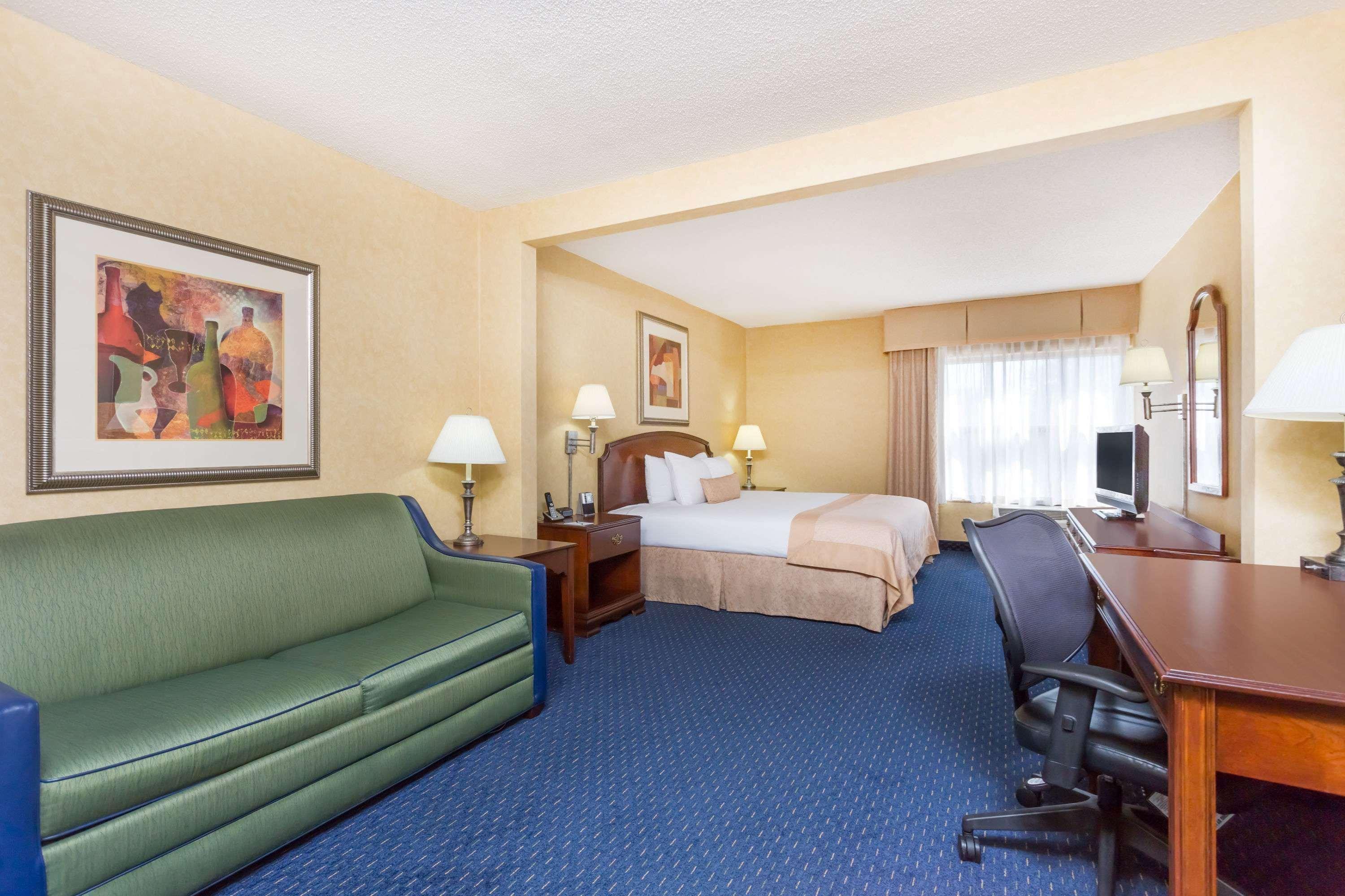 Wingate By Wyndham Greenville Airport Extérieur photo
