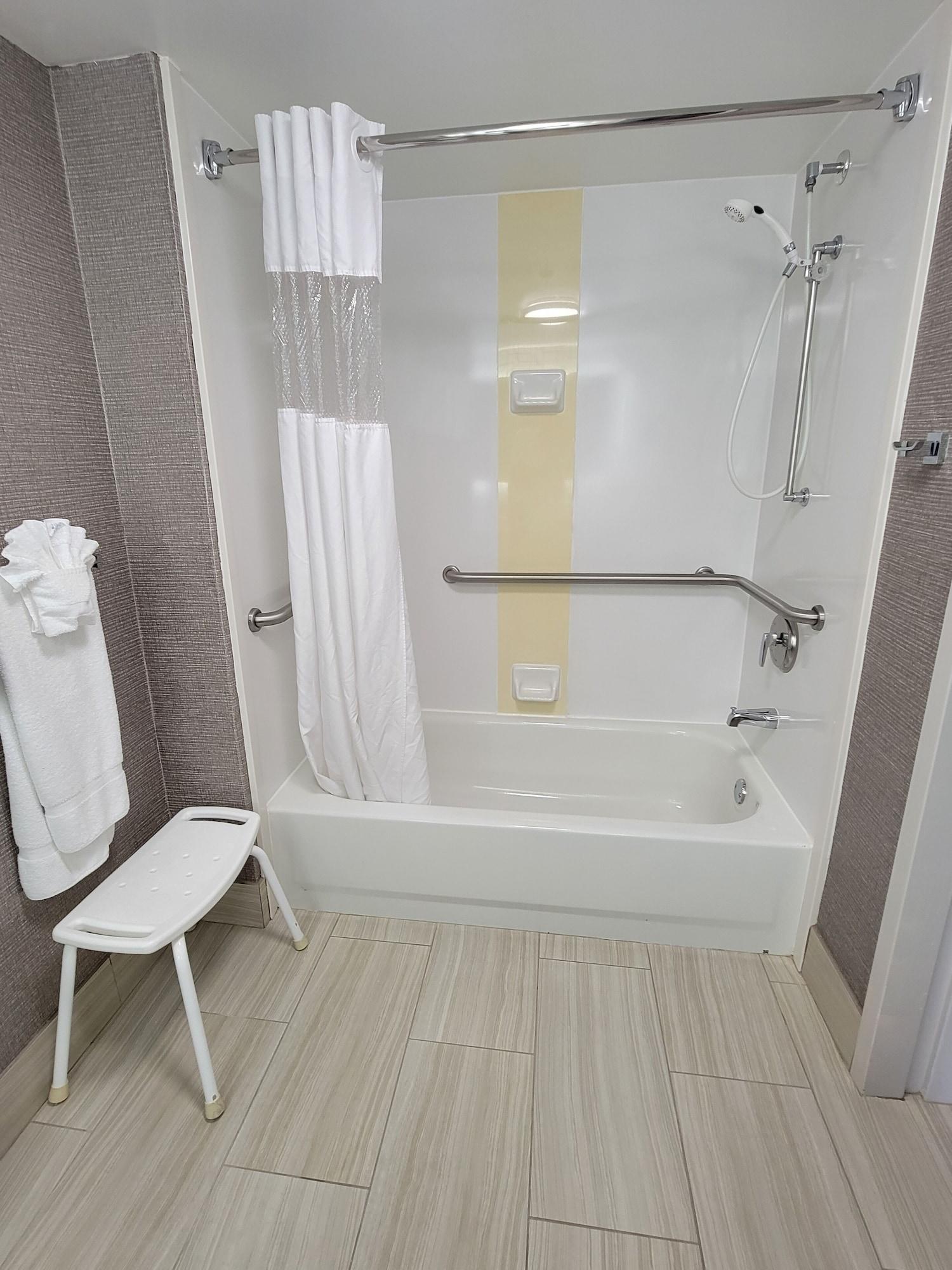 Wingate By Wyndham Greenville Airport Extérieur photo